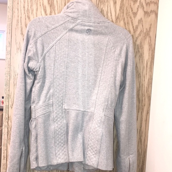Lululemon scuba zip-up - Picture 6 of 8